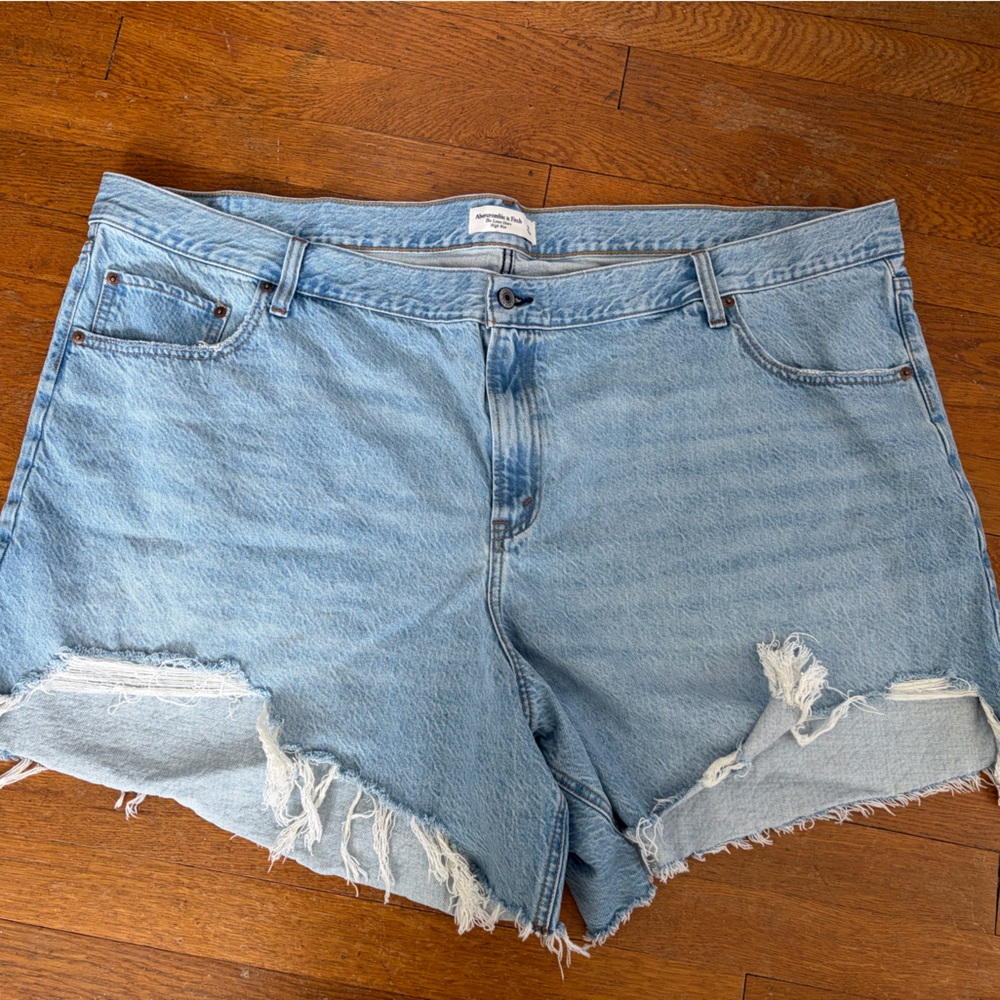 Abercrombie & Fitch Light Wash Distressed Denim Shorts